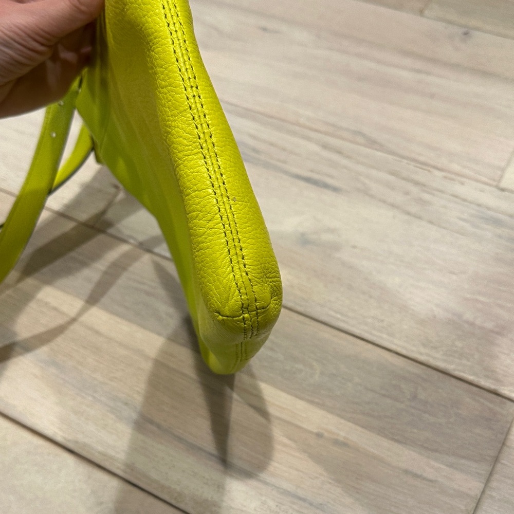 Michael Kors Leather Bright Neon Yellow Green Crossbody Bag - Picture 6 of 15